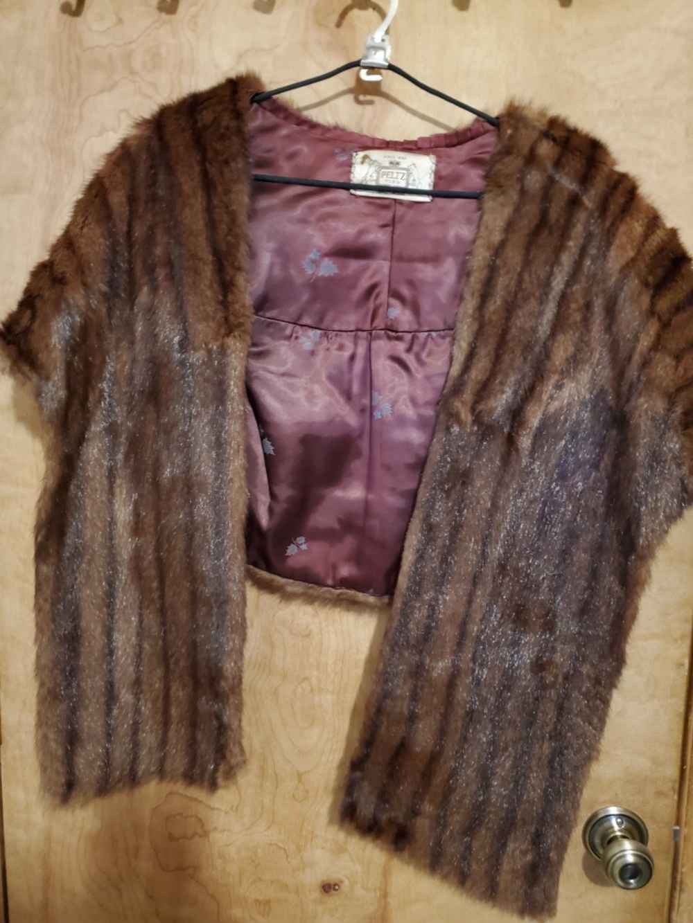 #849 Fur stole for sale by Peltz in Baltimore